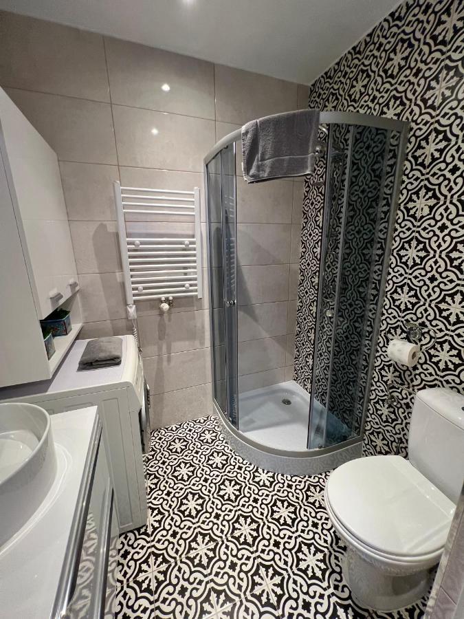Apartamenty Koktajlove Kielce Oda fotoğraf